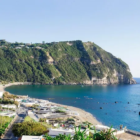 Bilocale Sul Lungomare Di Forio D'ischia - Serpico Sea & Apartamento